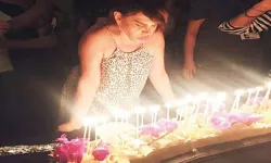 Hande Yener ve Demet Akalın'dan Sezen Aksu'ya Özel Doğum Günü Kutlaması!