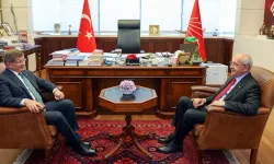 Davutoğlu'ndan Kılıçdaroğlu'na ziyaret 