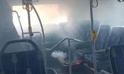 Metrobüste yangın çıktı; yolcular korkuyla kaçıştı