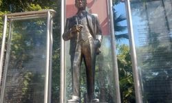 Gölcük'teki Atatürk Heykeli bakıma alınıyor