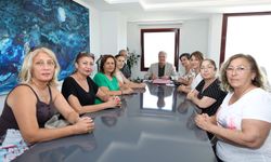 İzmir Narlıdere’de imzalar yerel eşitlik için atıldı