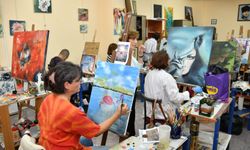 İzmir Narlıdere’nin kültür sanat kursları yazın da devam ediyor