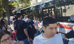 İzmir'de metro tramvay grevi hayatı felç etti