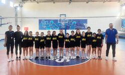 İzmir Aliağalı Çocuklar Yaz Tatilini Spor Yaparak Değerlendiriyor