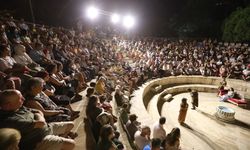 Efes Tiyatro Festivali’nde “ustalara saygı” kuşağı