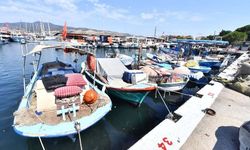 Av sezonu öncesi İzmirli balıkçılara destek