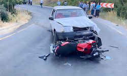 Aydın'da otomobille motosikletin çarpıştığı kazada 3 kişi yaralandı