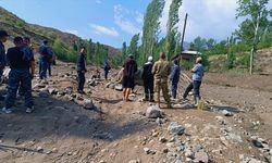 Kırgızistan'ın Issık Göl Bölgesi'ndeki selden 92 köy evi zarar gördü
