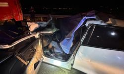 Manisa'da kamyon ile otomobilin çarpıştığı kazada 1 kişi öldü, 3 kişi yaralandı!
