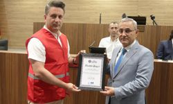 Kütahya Belediyesi'nden Türk Kızılay Şubesi'ne teşekkür