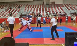 İzmir Bayraklılı sporculardan Kick Boks başarısı