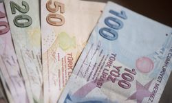 Hazine 61,8 milyar lira borçlandı