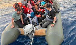 İzmir açıklarında 45 kaçak göçmen kurtarıldı