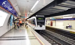 İzmir metro saatleri, İzmir metro son sefer kaçta?