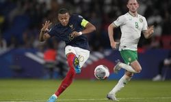 Fransa, İrlanda'yı iki golle geçti