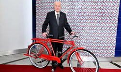 Bisikletli pozuyla Cumhurbaşkanlığı Bisiklet Turu'nu kutladı