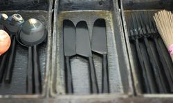 İngiltere tek kullanımlık plastik çatal, bıçak ve tabakları yasaklıyor