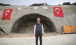 Ankara-İzmir Hızlı Tren Projesi'ne ilişkin konuştu