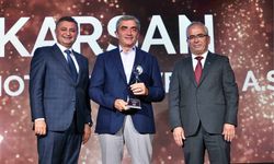 Avrupa'yı elektriklendiren Karsan'a ihracatta 'Gümüş' ödül