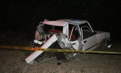 Adana'da korkunç kaza! Otomobile arkadan çarpan otomobilin sürücüsü öldü