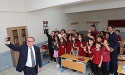 Başkan Demir, öğrencilerle buluştu