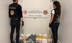 İstanbul Havalimanı'nda halıya emdirilmiş 17 kilogram uyuşturucu yakalandı 