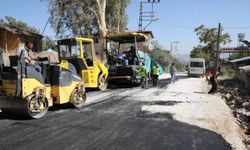 Hatay'da okul yolları asfaltlanıyor