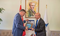 Almanya İzmir Başkonsolosu Schröer Soyer’i ziyaret etti