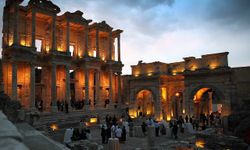 İzmir'in Görkemli Efes Antik Kenti Hakkında Bilmedikleriniz