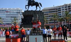 11. Uluslararası 9 Eylül İzmir Yarı Maratonu koşuldu