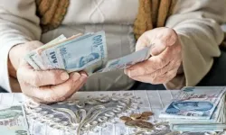 Emekliler Cumhuriyet İkramiyesi bekliyor! En az kaç para olmalı?