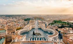 Vatikan'ın eşcinsel çiftleri kutsama kararı: Kilise için devrim niteliğinde bir adım