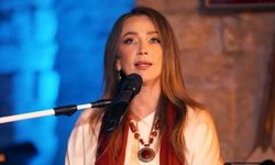 Filistinli Şarkıcı Delal Ebu Amine, İsrail Tarafından Gözaltına Alındı