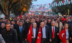 Kılıçdaroğlu, 1. Meclis'ten Anıtkabir'e yürüdü