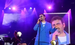 Yaşar, Kuruçeşme Açıkhava'da Müziğin Ritmini Yükseltti!