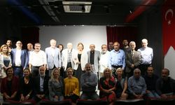 İzmir Gazeteciler Cemiyeti’nin tüzüğü değişti