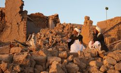 Afganistan'da 6.5 büyüklüğünde deprem! Afganistan yerle bir oldu
