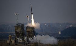 İsrail'in "Demir Kubbesi" yoğun roket atışına karşı koymakta zorlandı