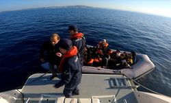 İzmir açıklarında 94 kaçak göçmen yakalandı