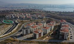 İzmir depreminin ardından depremzedelere 3 bin 887 konut teslim edildi