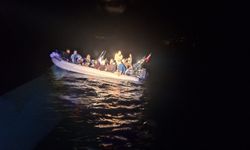 Muğla açıklarında 104 düzensiz göçmen kurtarıldı