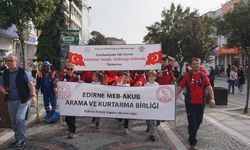 Edirne'de MEB-AKUB'dan Cumhuriyet'in 100'üncü yılı yürüyüşü
