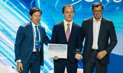 Nobel İlaç Yönetim Kurulu Başkanı Selçuk Tanrıverdi, Kazakistan’da yılın CEO’su seçildi 