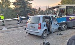 Otomobil ile minibüs çarpıştı: 1 ölü, 14 yaralı