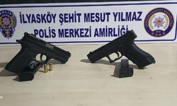 Samsun’da arama yapılan 2 araçta 2 ruhsatsız tabanca ele geçirildi