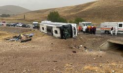Sivas'ta 7 kişinin öldüğü kazada yaralanan 40 kişiden 28'i taburcu oldu