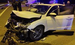 Sultangazi'de 3 araç çarpıştı: 2'si ağır 9 yaralı