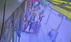 Sultangazi’de iş yerinden fırını çalan şüpheli kamerada 