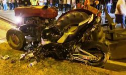 Traktörle çarpışan motosikletli öldü