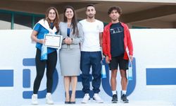 DEÜ Spor Şenliği'nde üniversiteliler ödüllendirildi